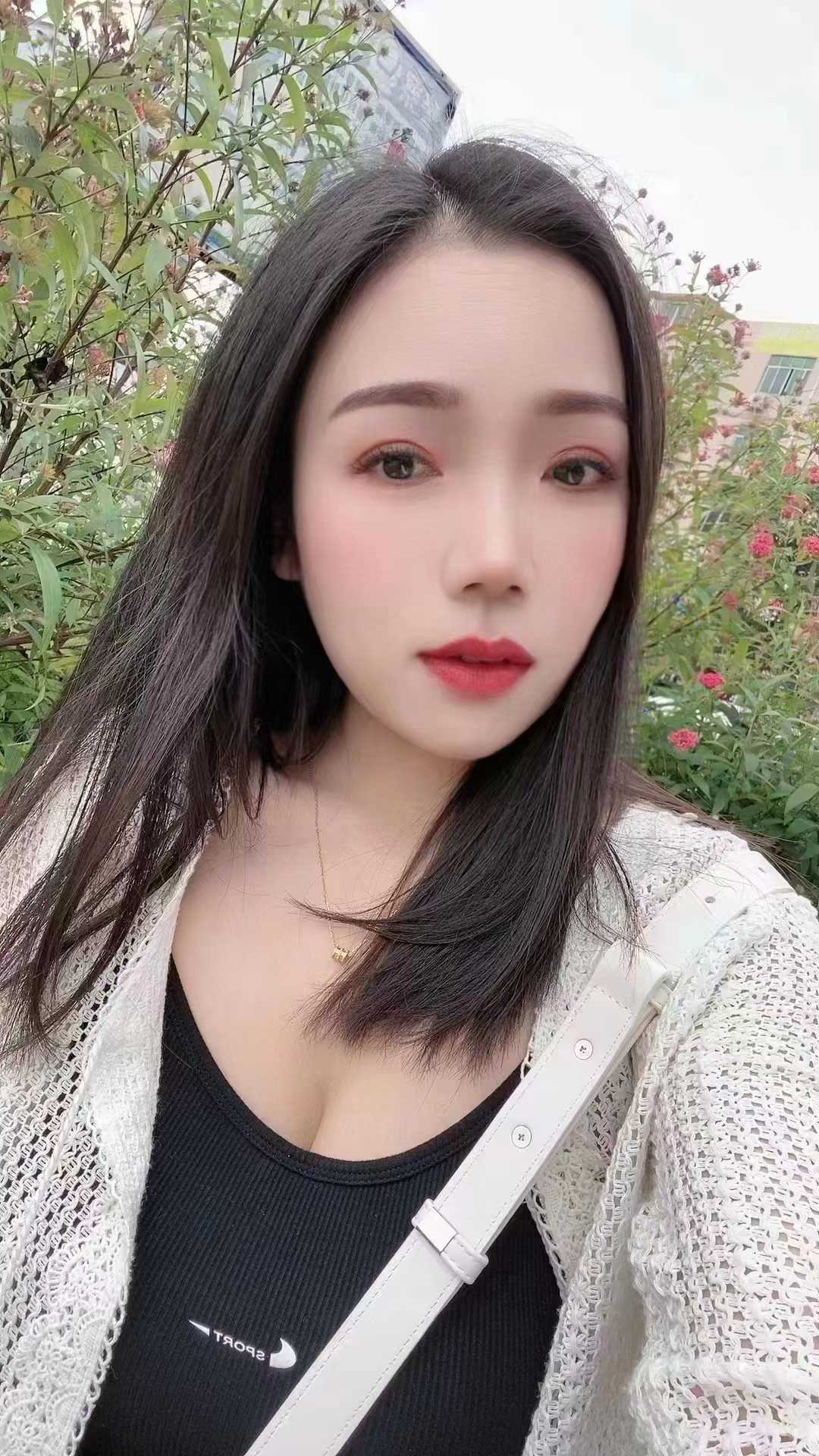 妹子配合度很高服务很不错