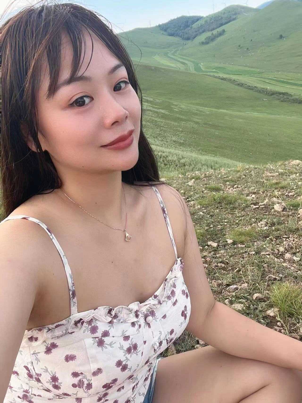 美女小活抓龙筋
