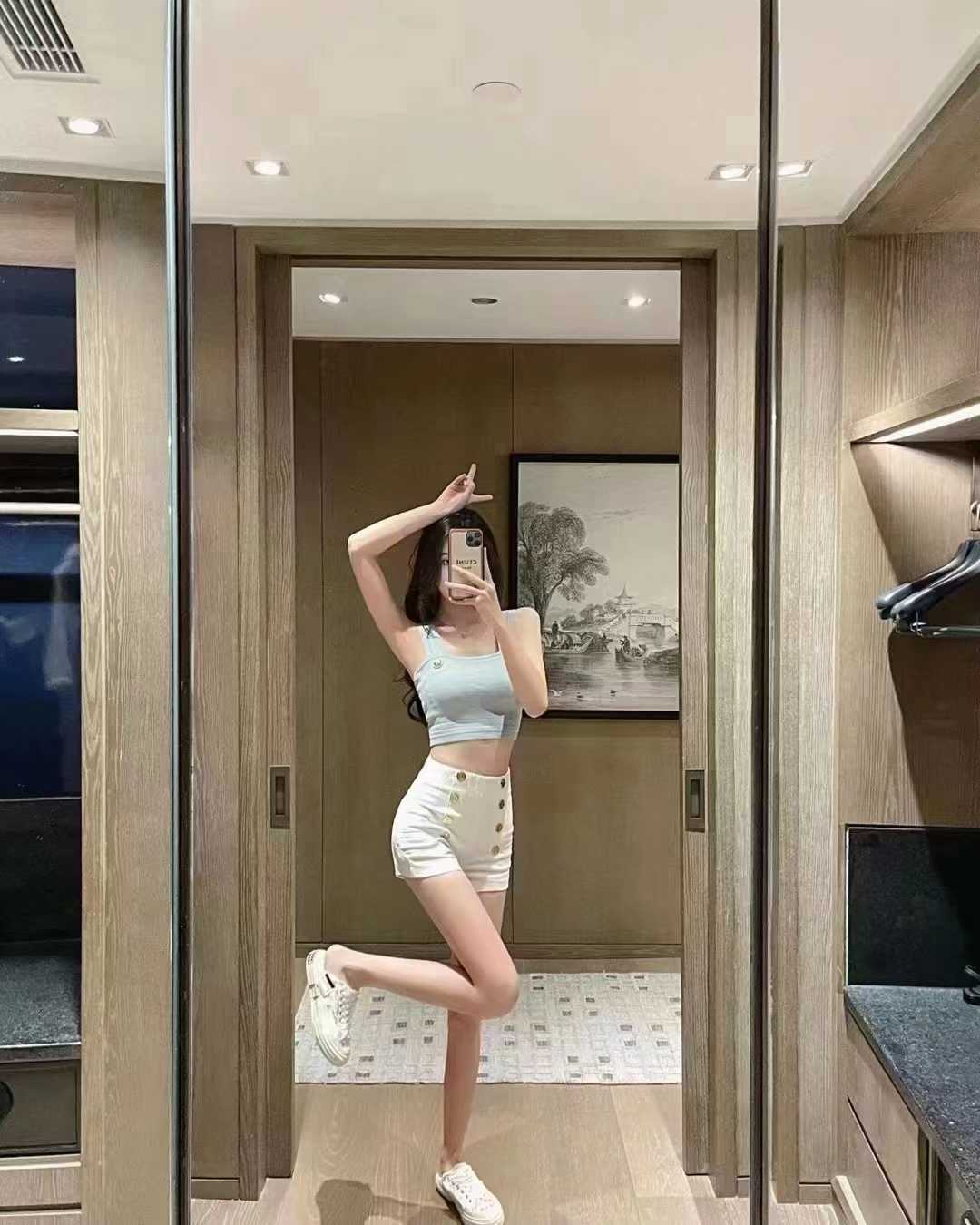 郑州身材好的嫩妹