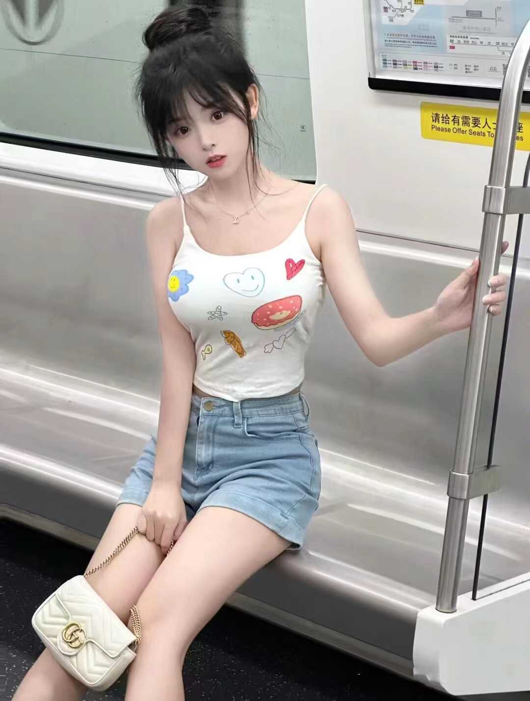 完事付款好身材萝莉