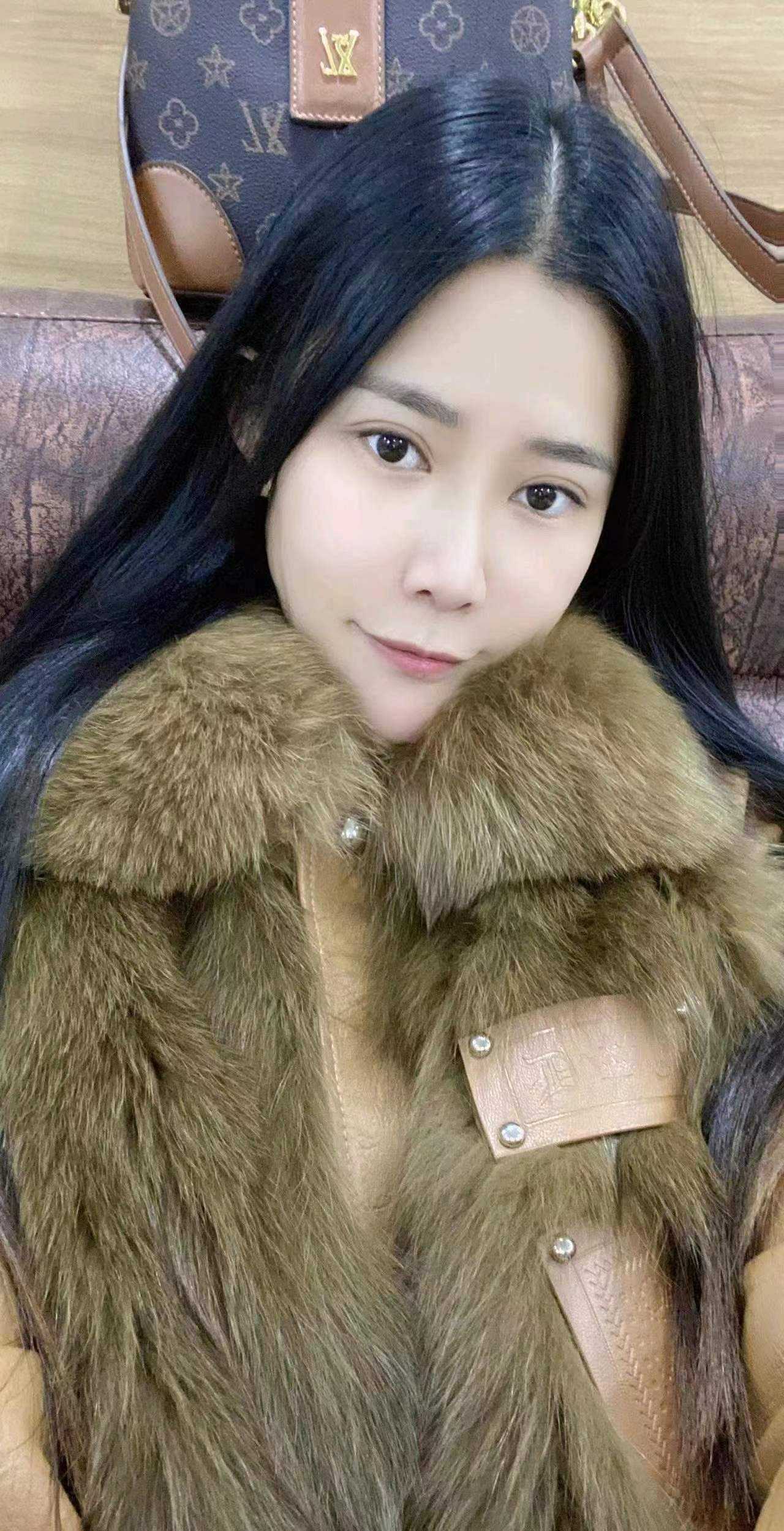 凹凸有型胸又大，爱了爱了