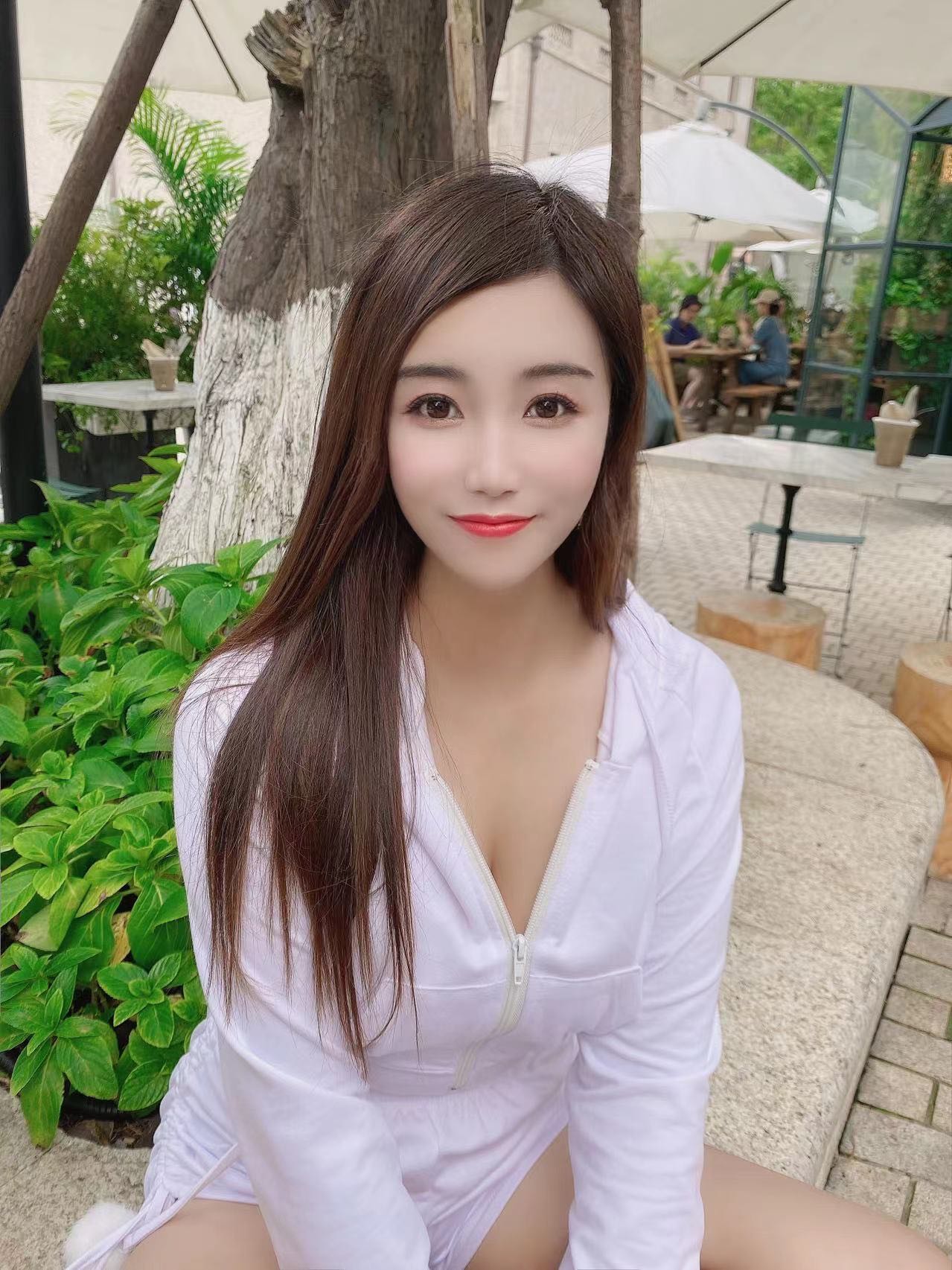 有地方就过去，服务自己谈