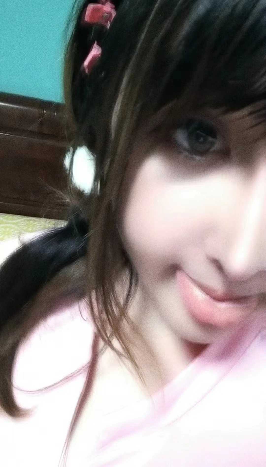 能亲嘴，能69，能GJ的小姐姐