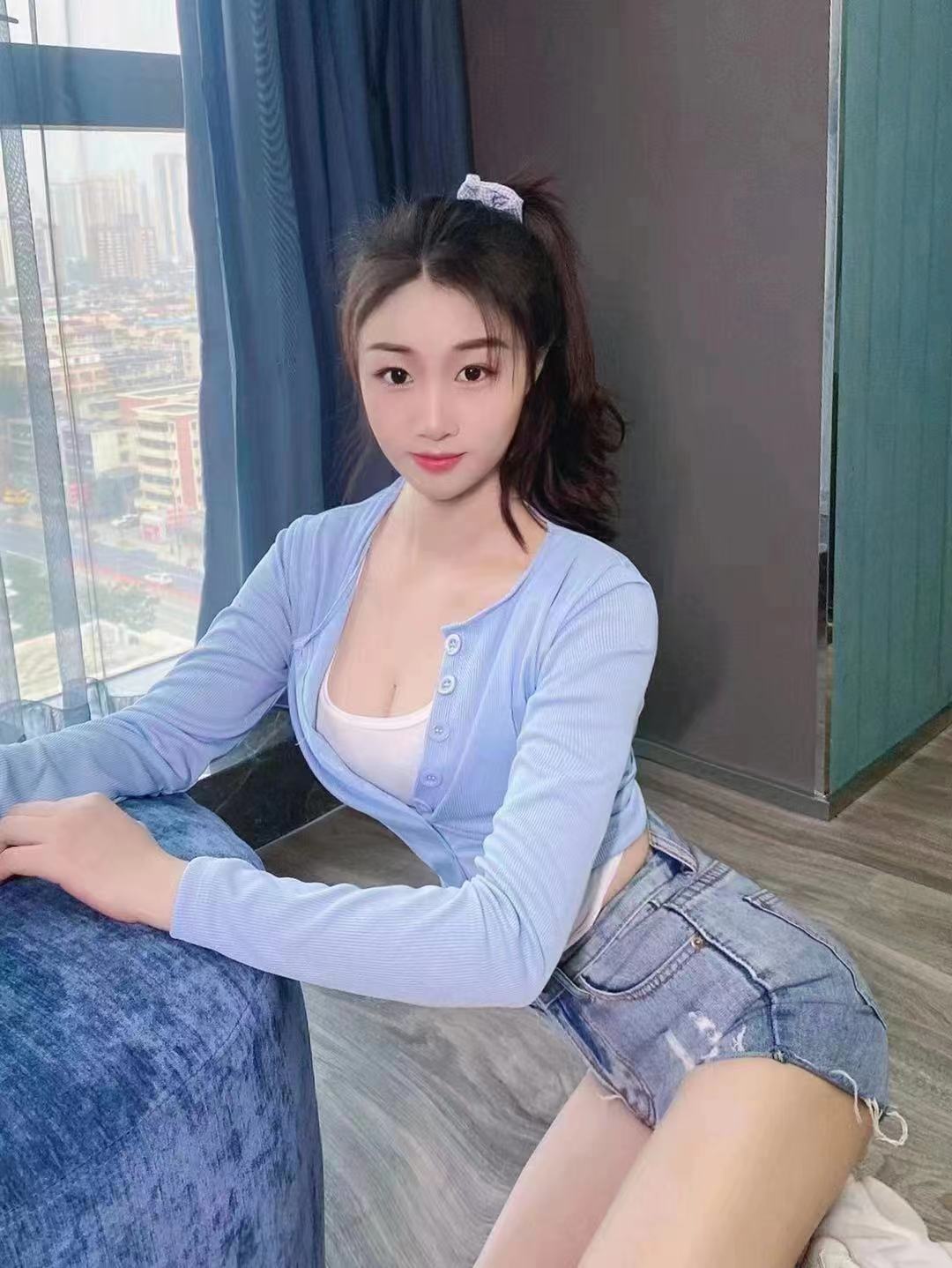 高高撅起来让你尽情插入