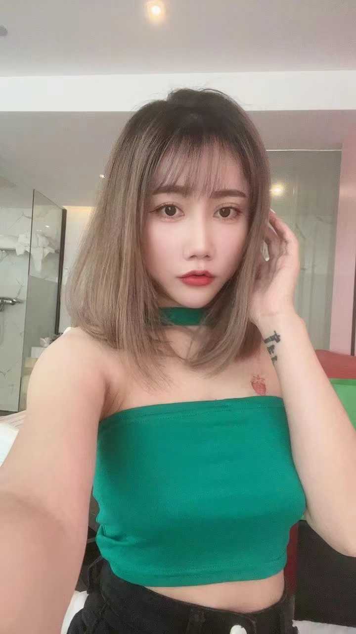 活好胸大的00后小仙女