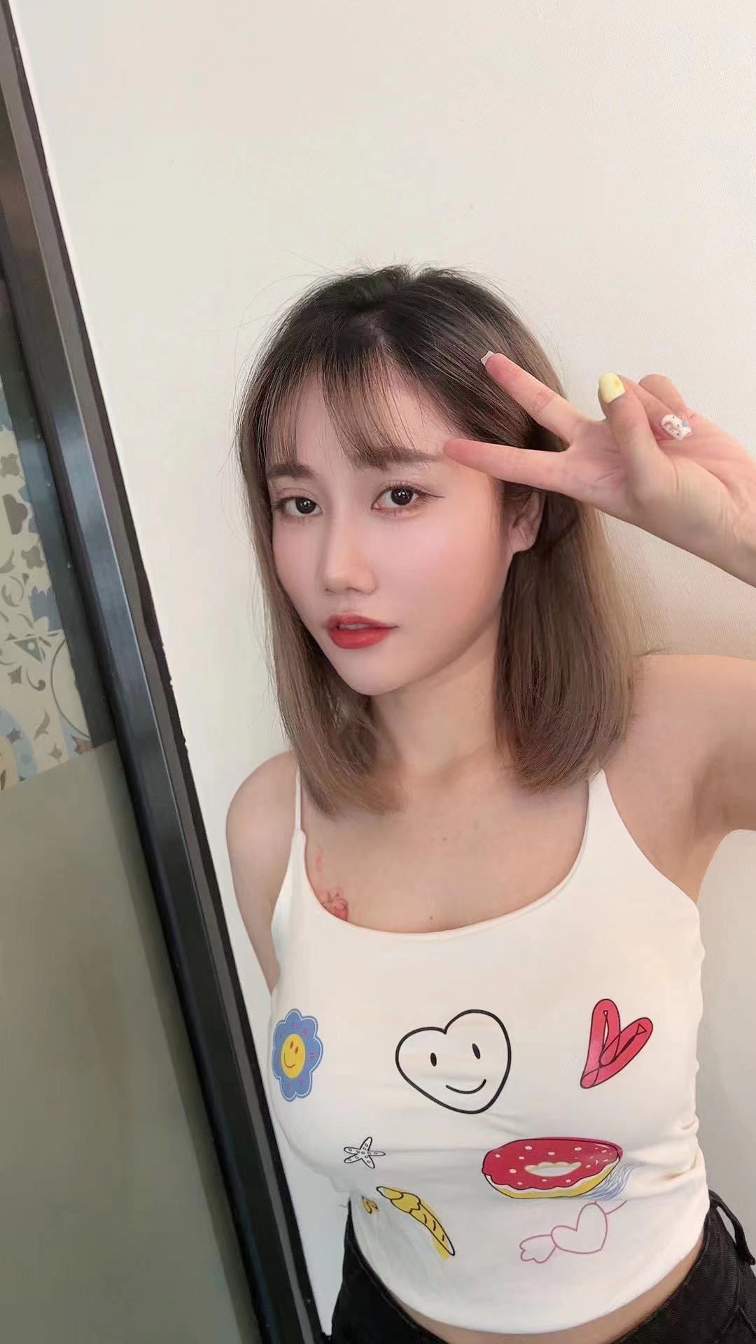 活好胸大的00后小仙女