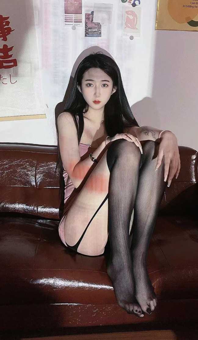 长腿制服超多，黑丝美女