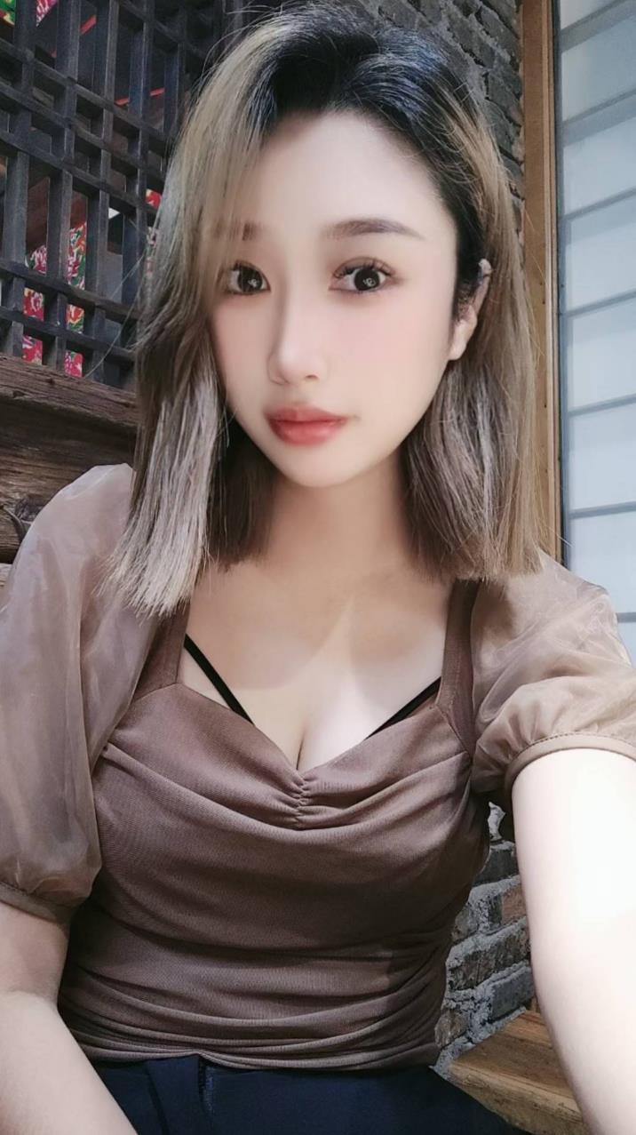 大美腿越秀娜娜