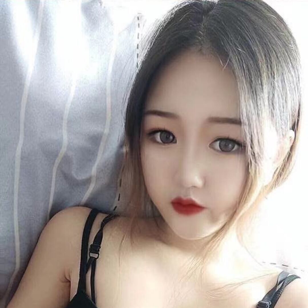 天然的巨乳，身材特别好