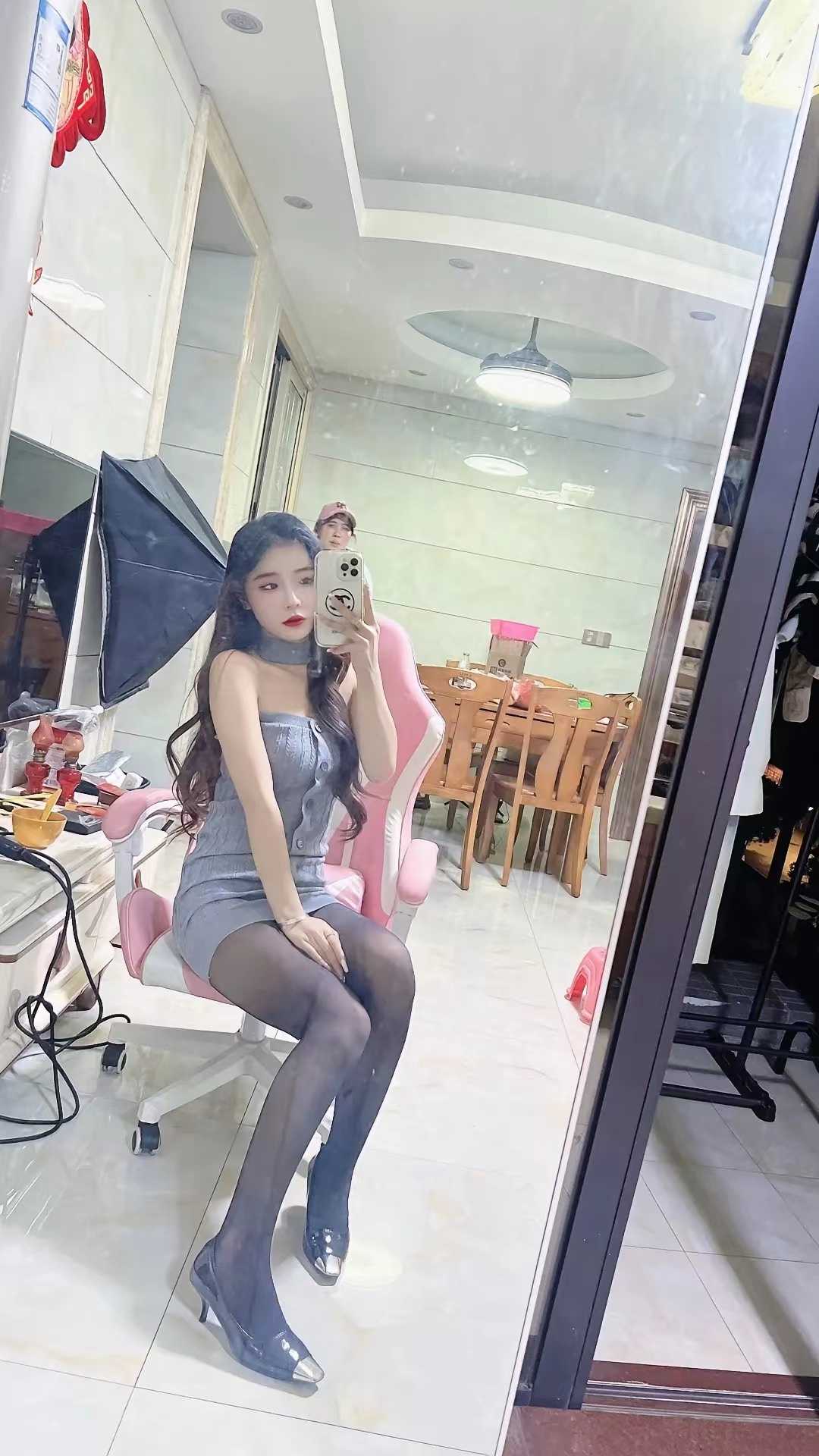 长腿小仙女加好友私信