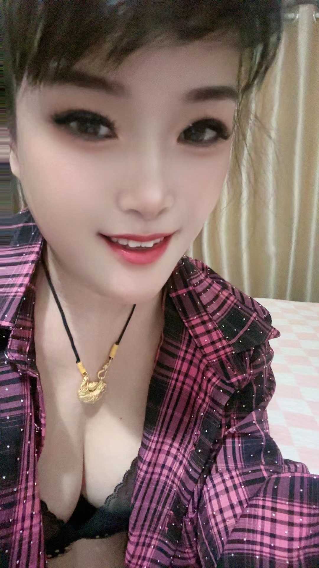 在床上超级开放的姐姐