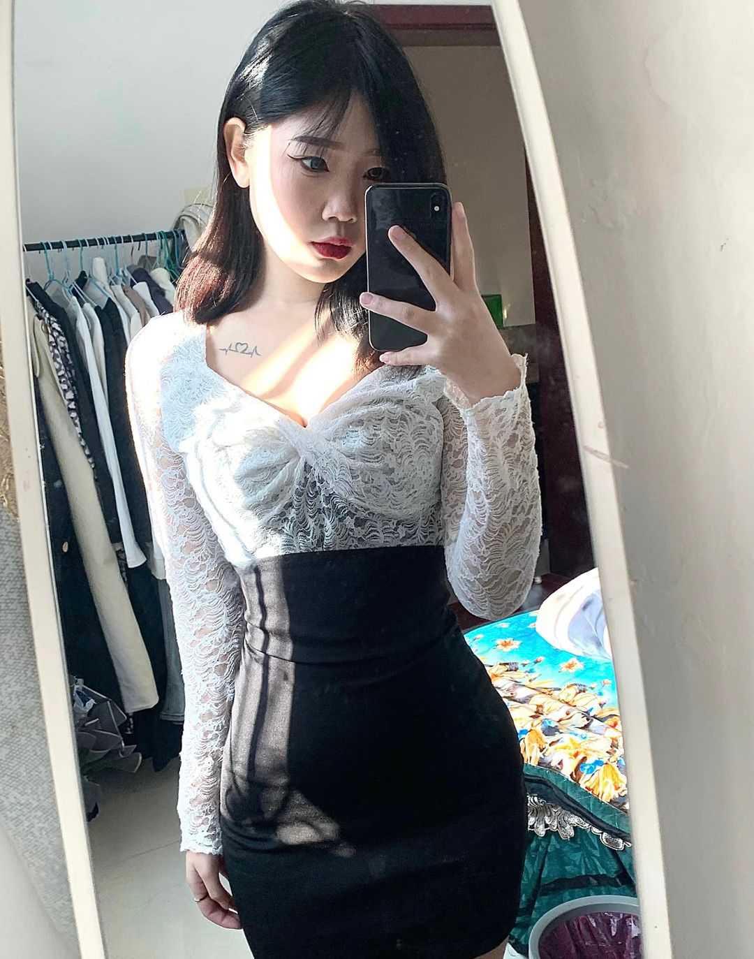 性感苗条小姐姐