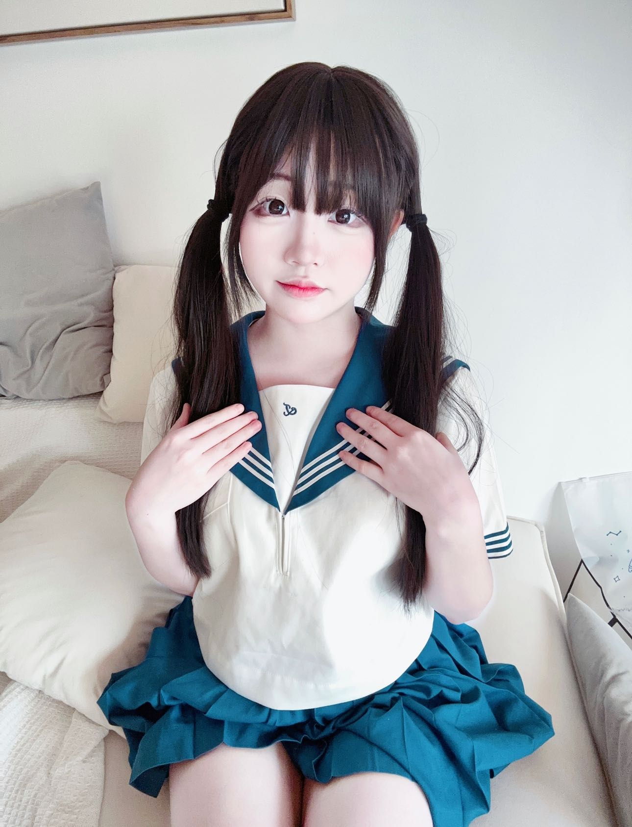 娇小微胖可爱少萝