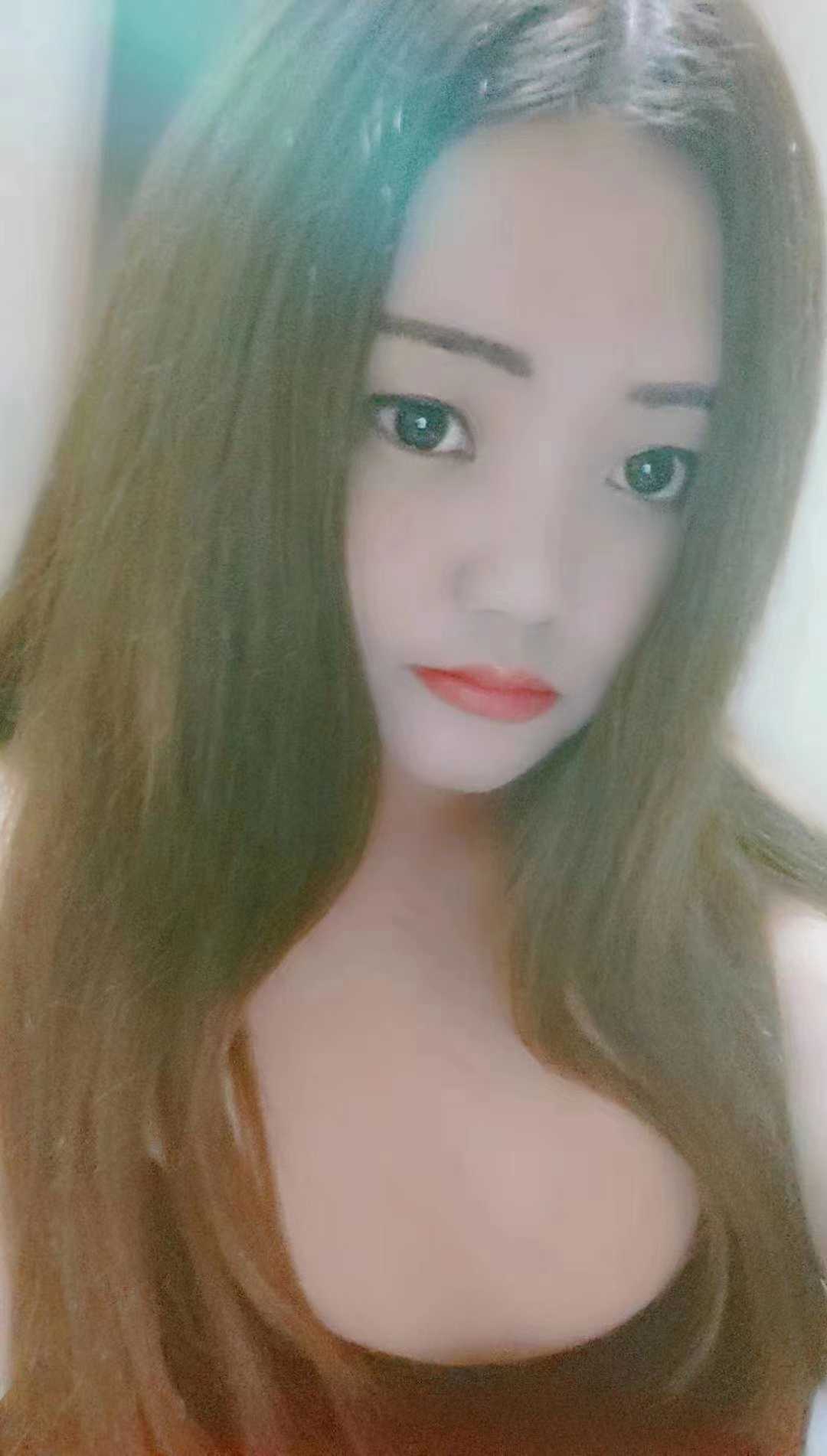 屁股大很有肉感，后入冲击感强