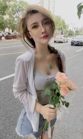 长腿幼师，越干越带劲