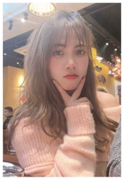 龙华妹子，制服、野战