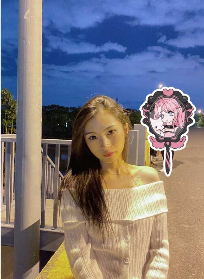 00后身材好小美女