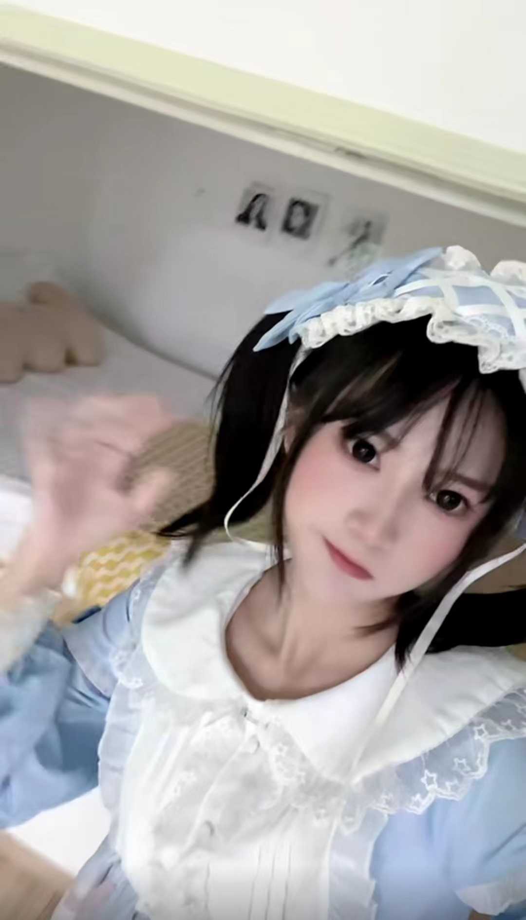 美女做活真的很认真，太舒服了