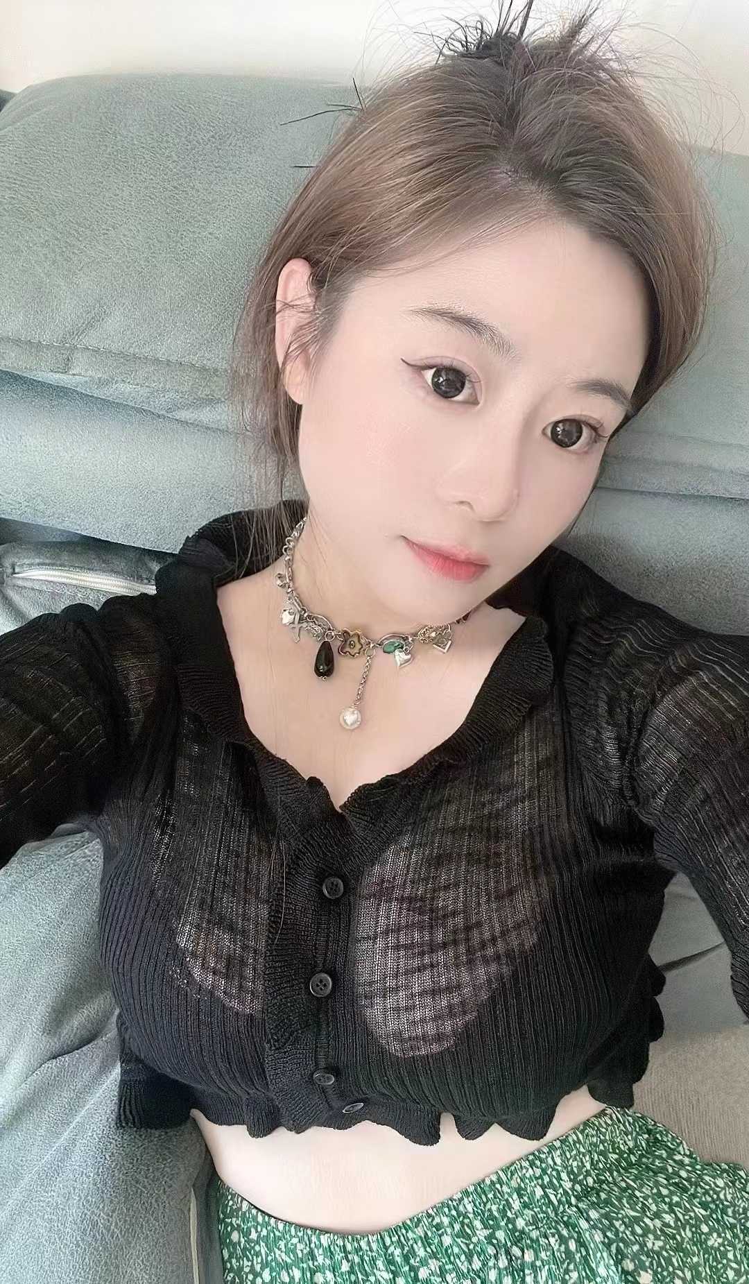 姿势都很配合，边插边叫感觉特上头