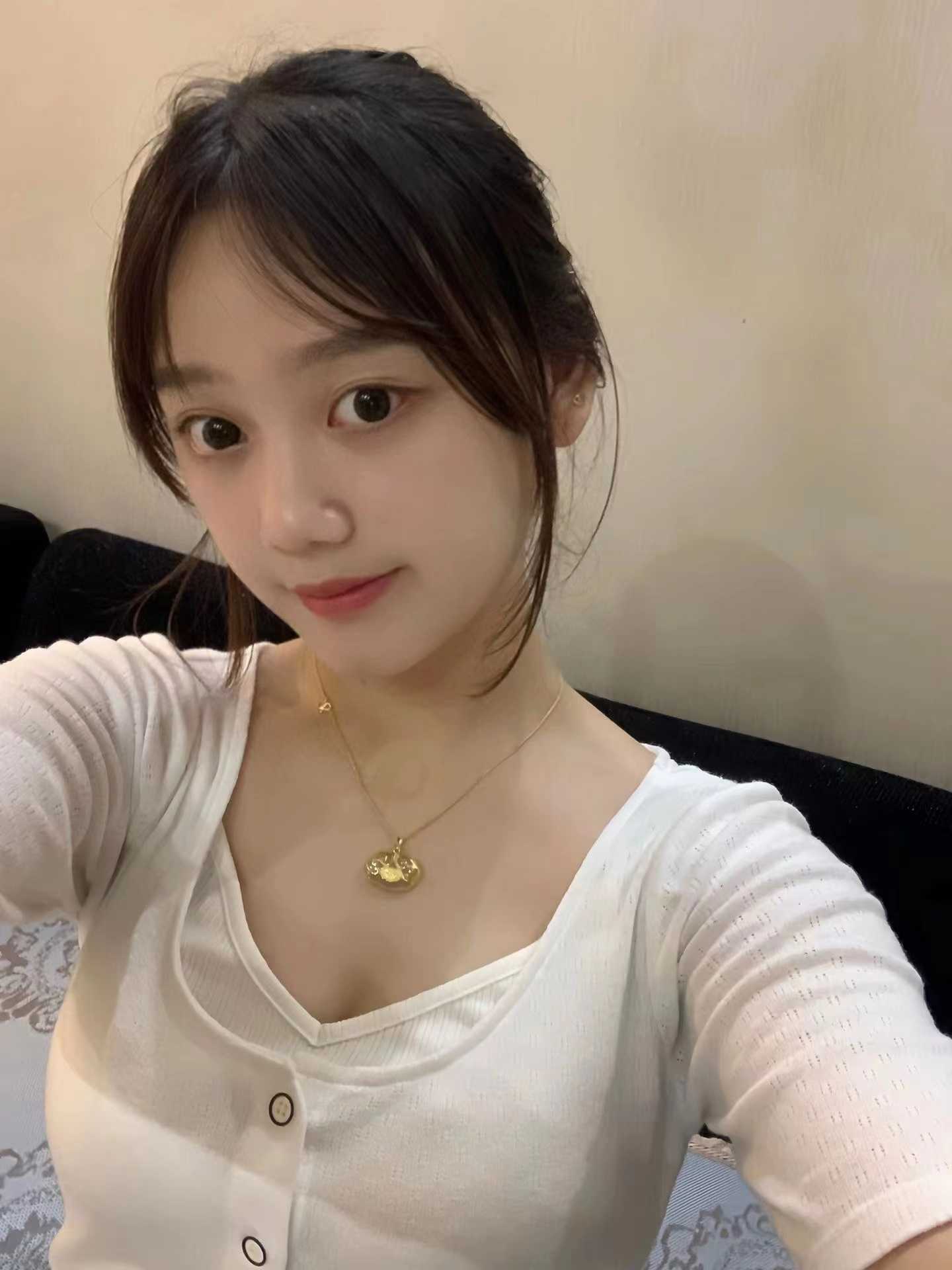 顺德区童颜身材极品