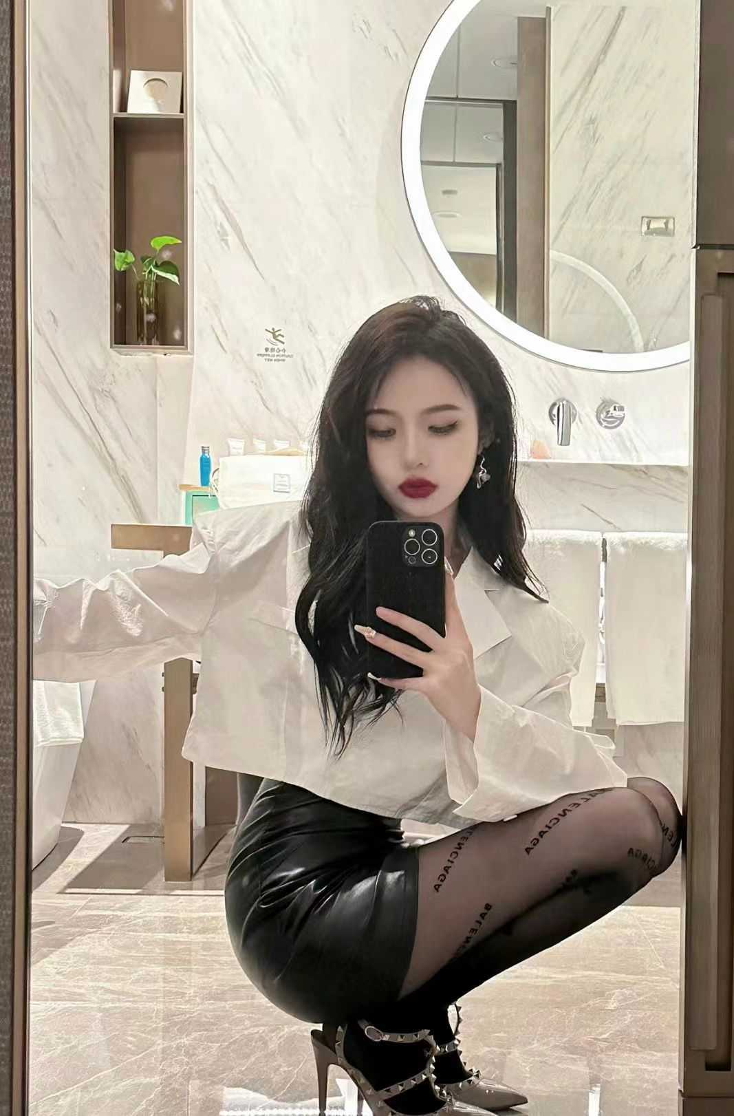 黑丝极具诱惑力