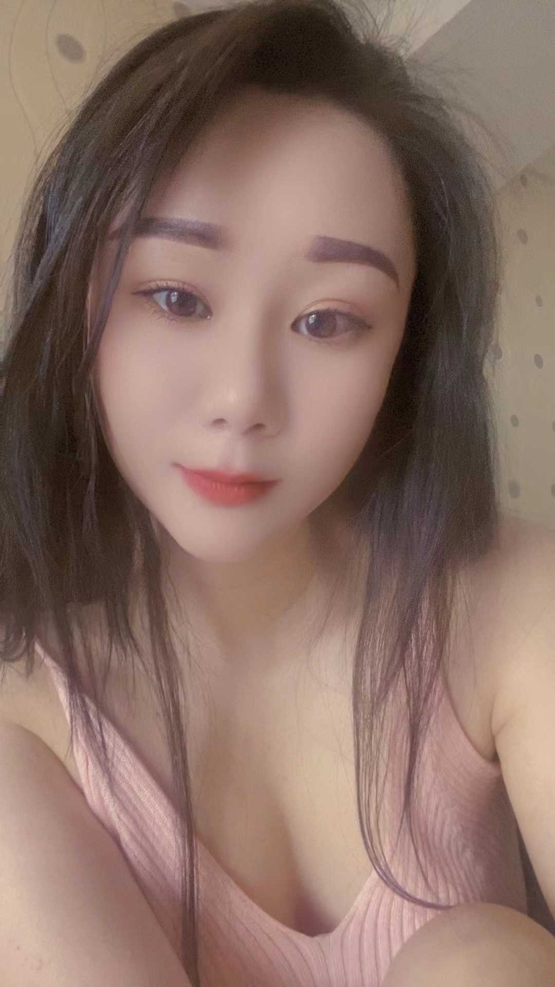 服务超棒的诗诗