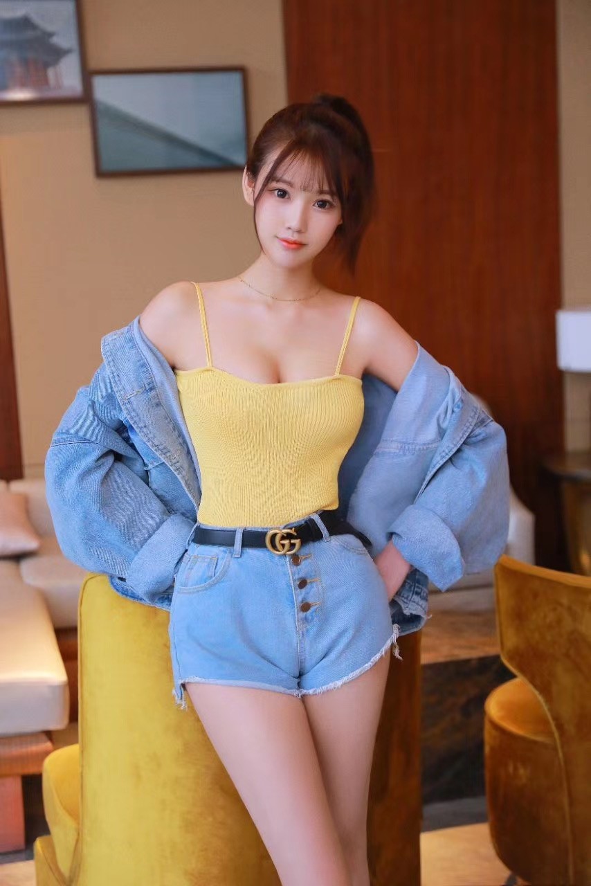 成都精品专业丝足会所，满足你所有的需求