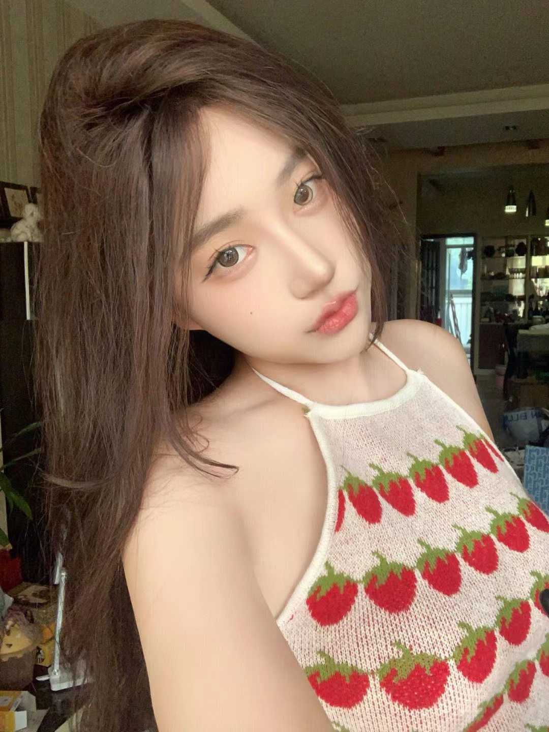 颜值身材超级顶的小姐姐