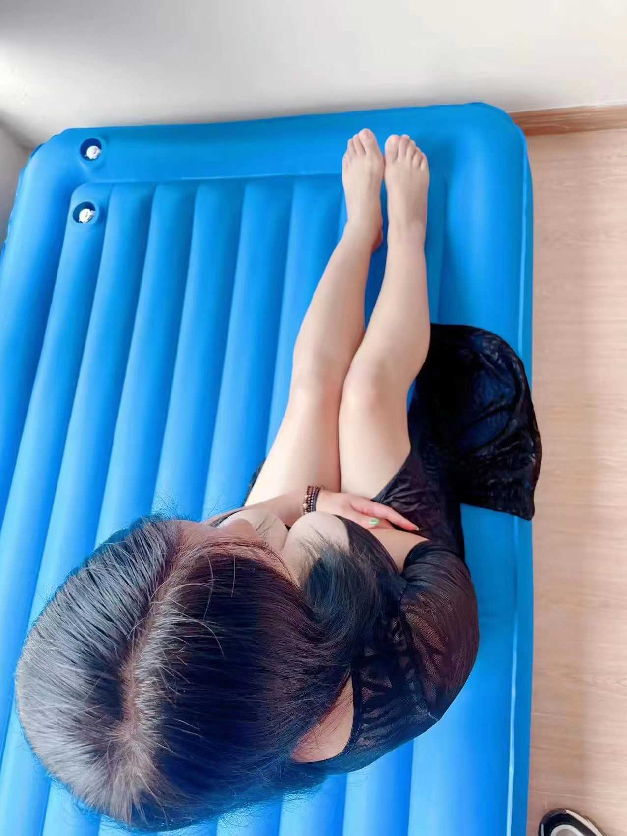 玩的开的水床妹子