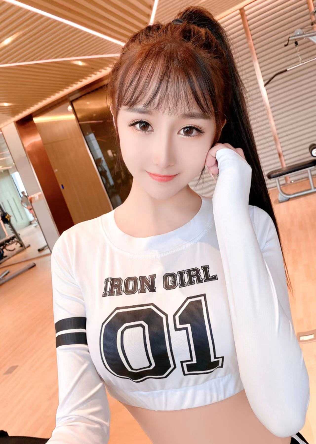 熊大屁股翘，婀娜多姿