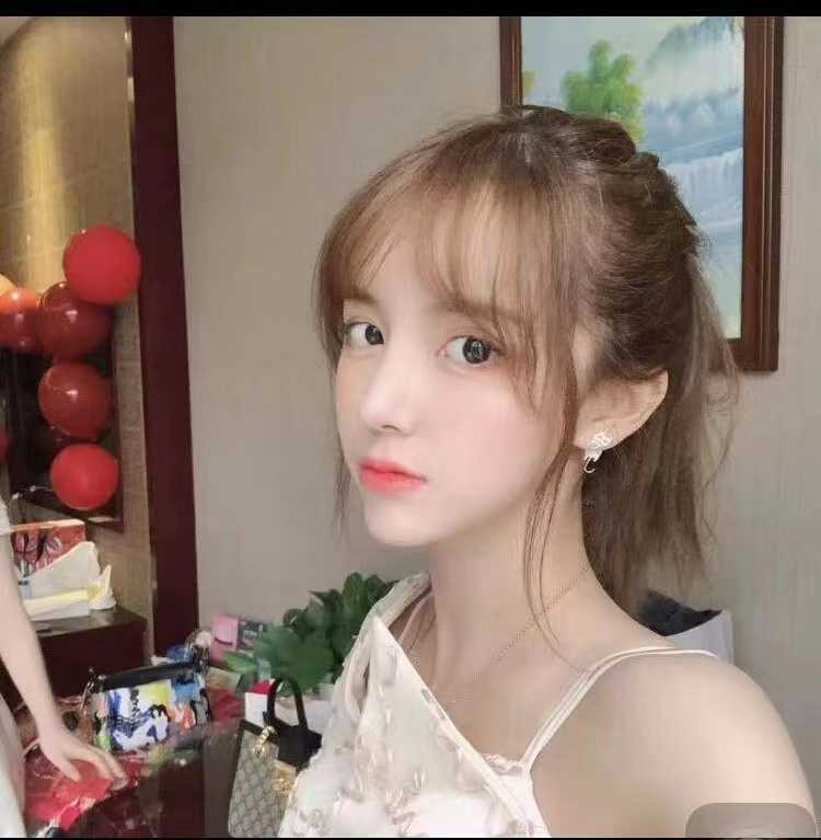 技术一流的漂亮小妹