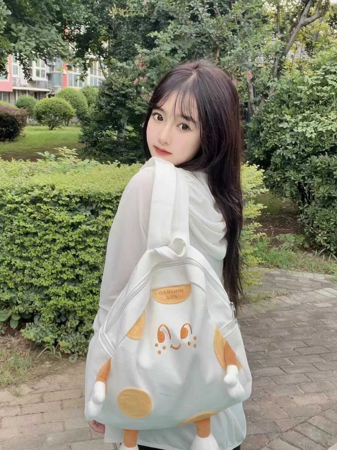 服务也细致周到，很有礼貌