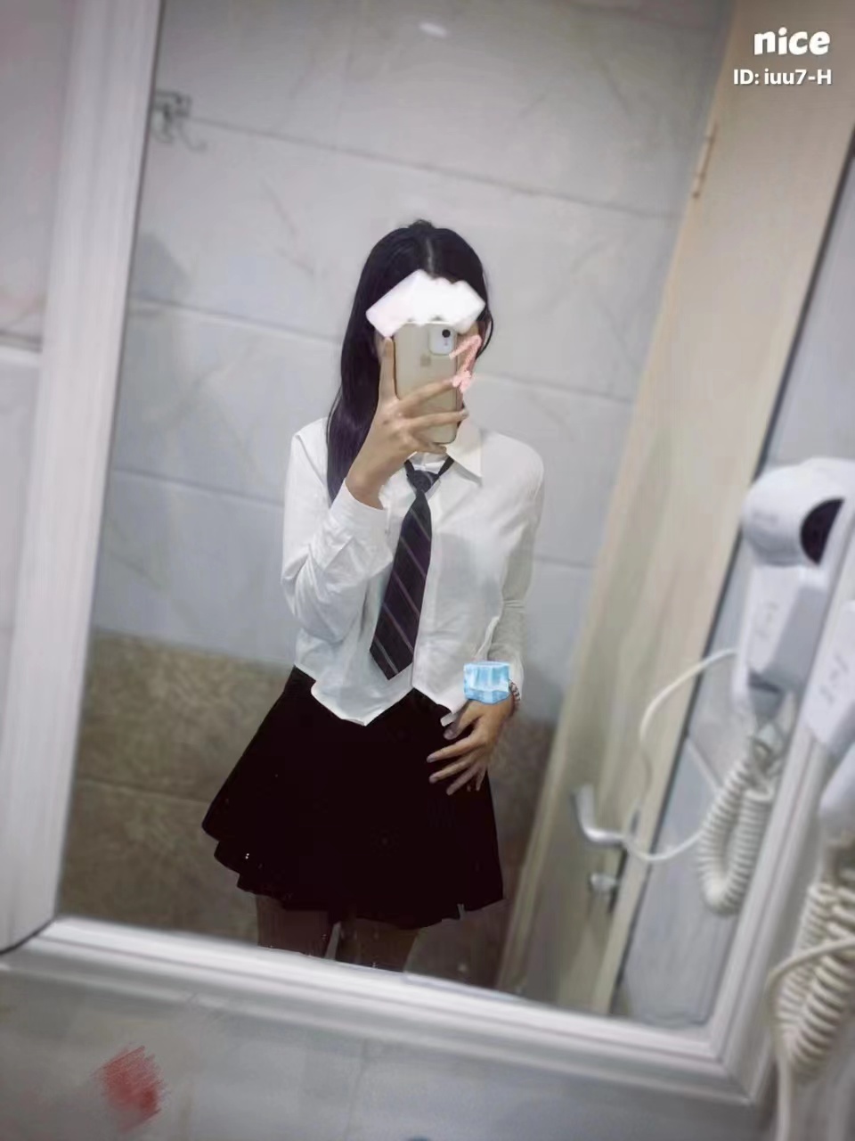 18岁的纯学生妹