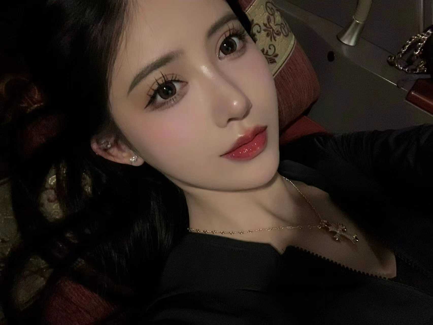 非常有感觉，性感年轻