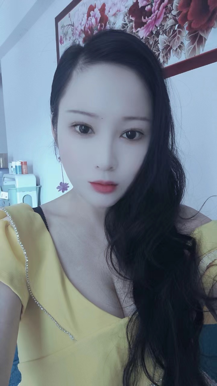 胸大kh真不错，花样也非常多