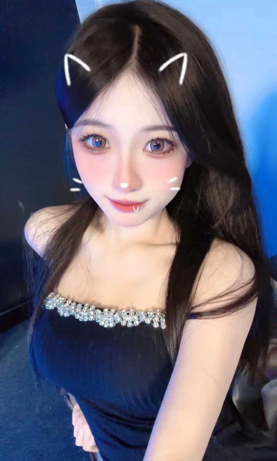 苗条蜜桃臀甜甜