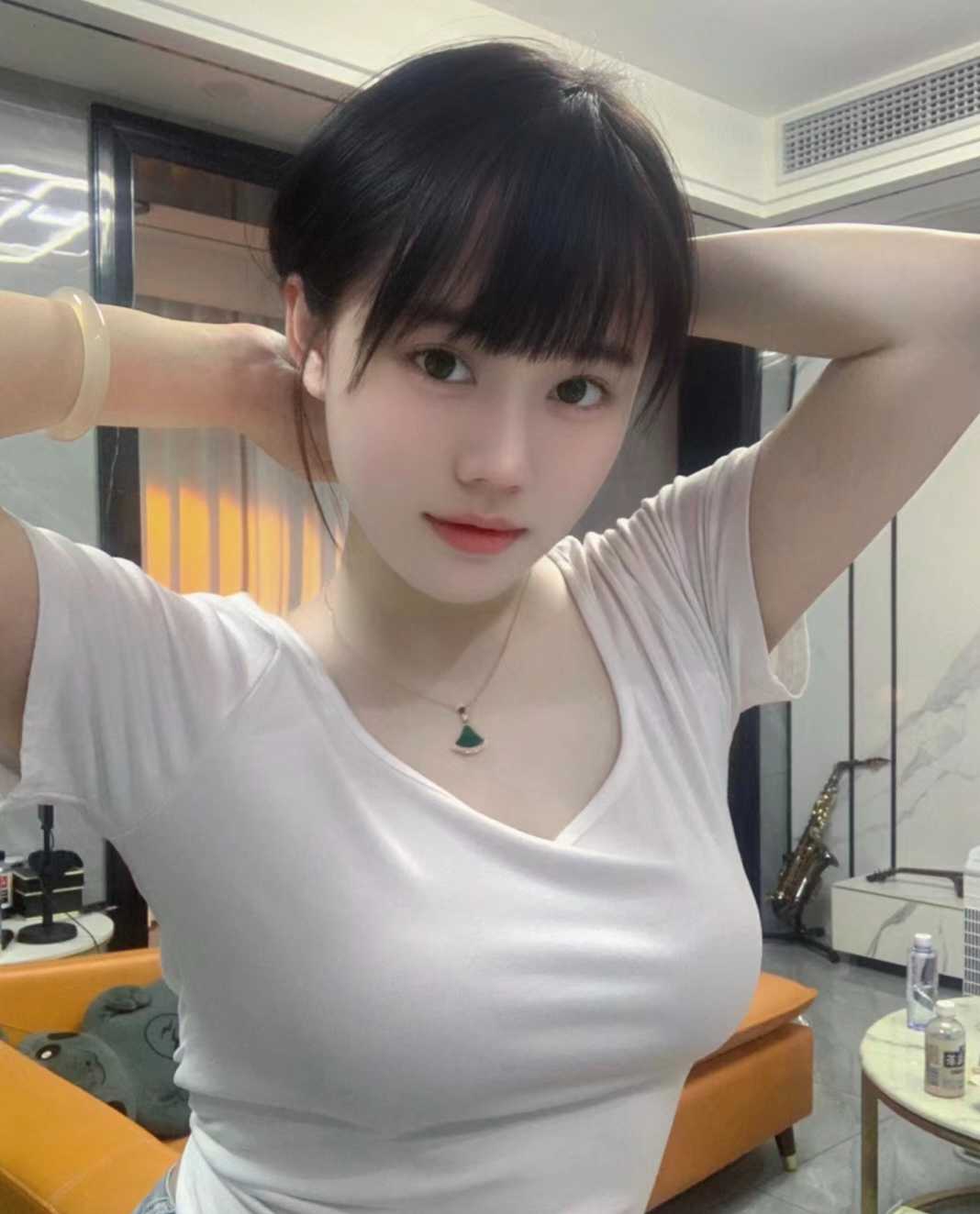光谷新人童颜巨乳