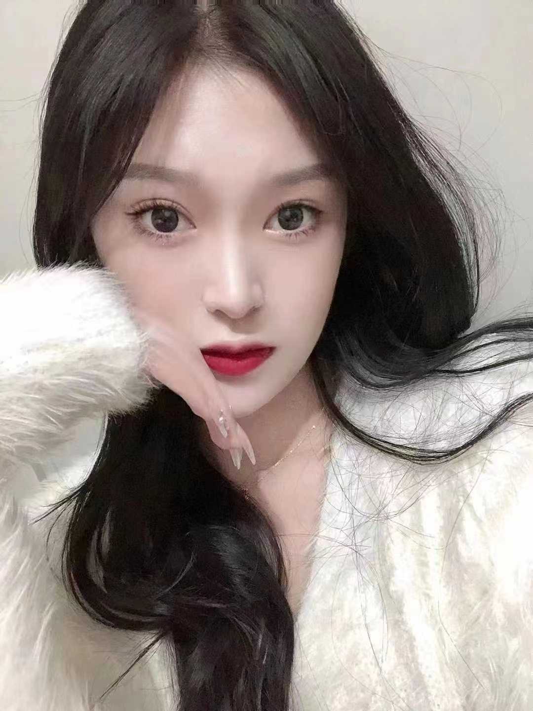 身材不错奶子大，广式一条龙