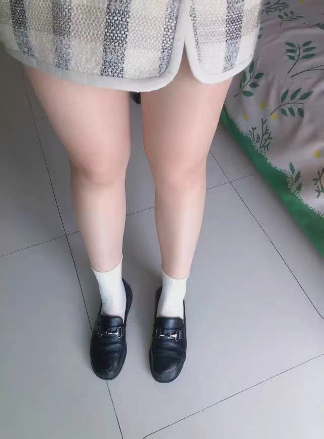 呻吟浪叫抬起屁股，让你做得非常舒服