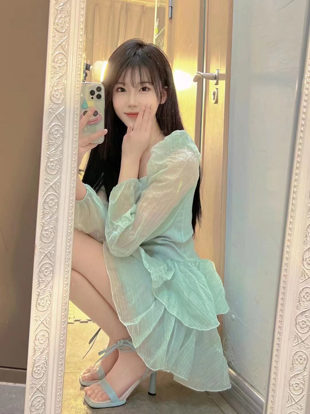 人美身材好的小姐姐