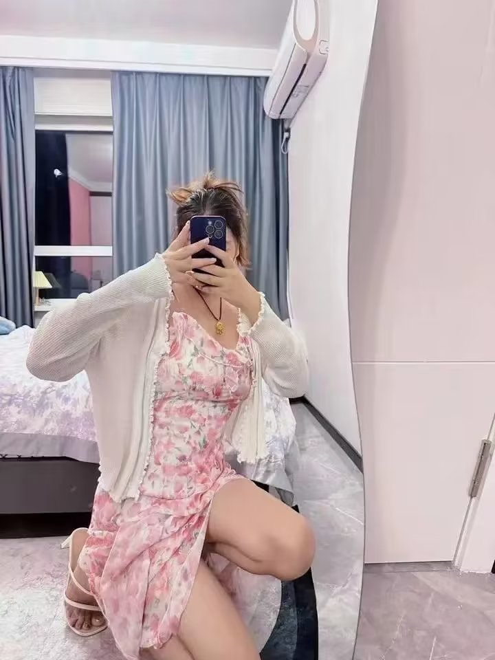 美sao女，肤白貌美