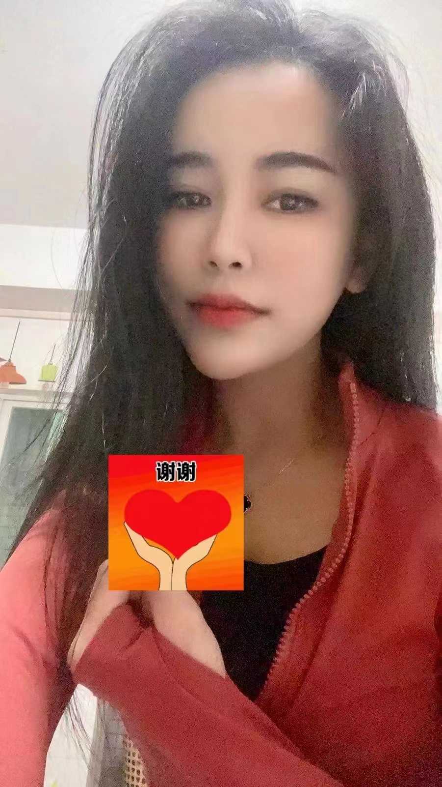 射在黑丝美腿上真的太舒服了