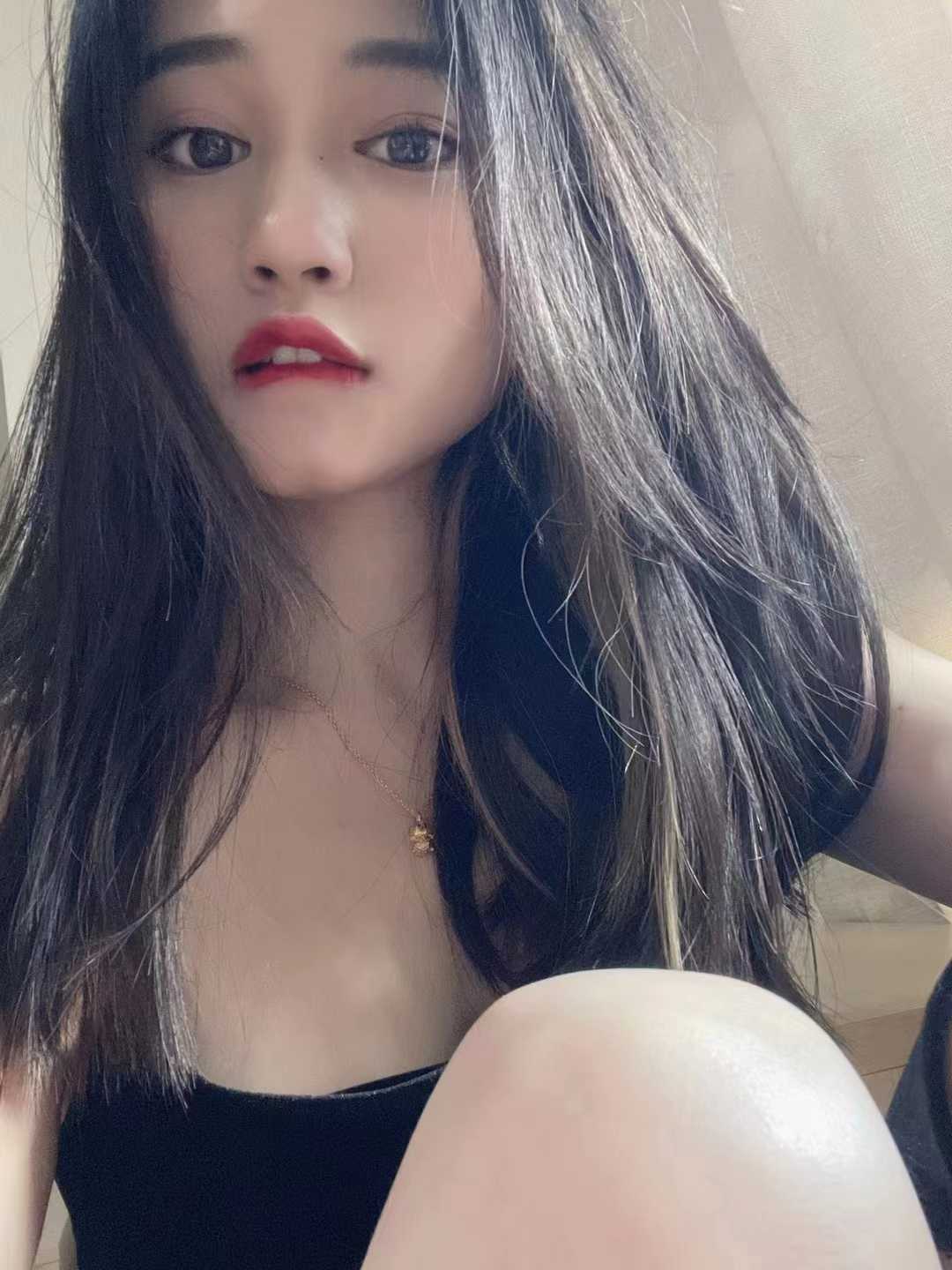 身材火辣，做起来感觉到位超爽