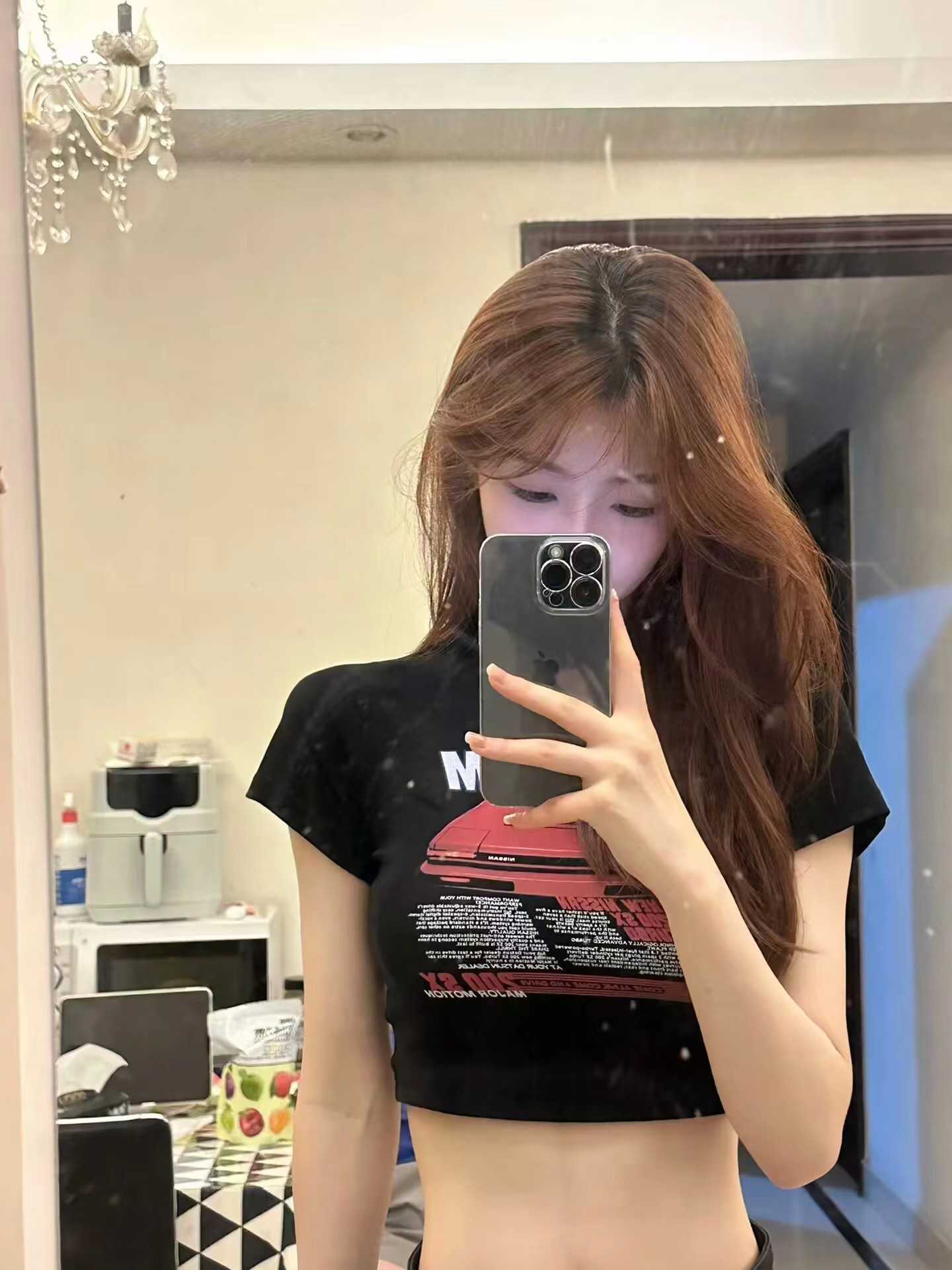 让她坐上面，很是享受