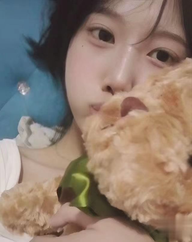 年轻皮肤好，紧致水多