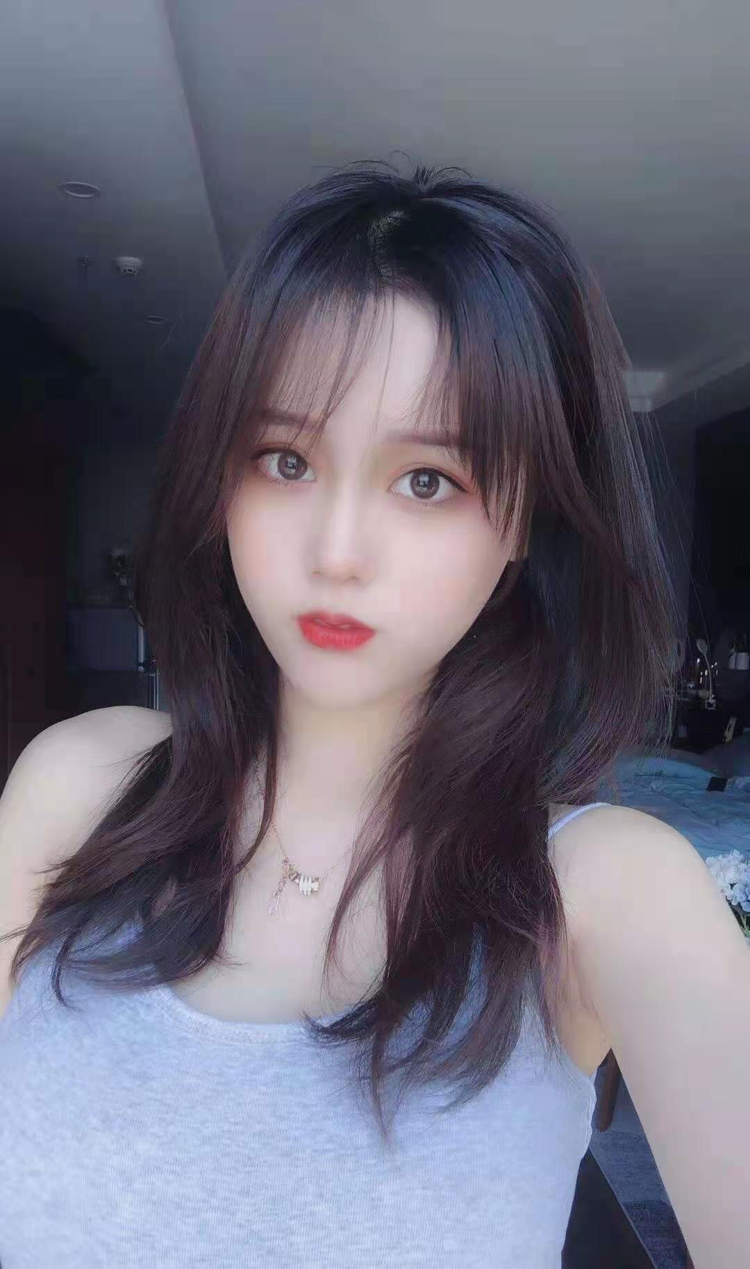 私密公寓，女孩都有自己独特的魅力，丝袜，御姐，制服，颜控，应有尽有