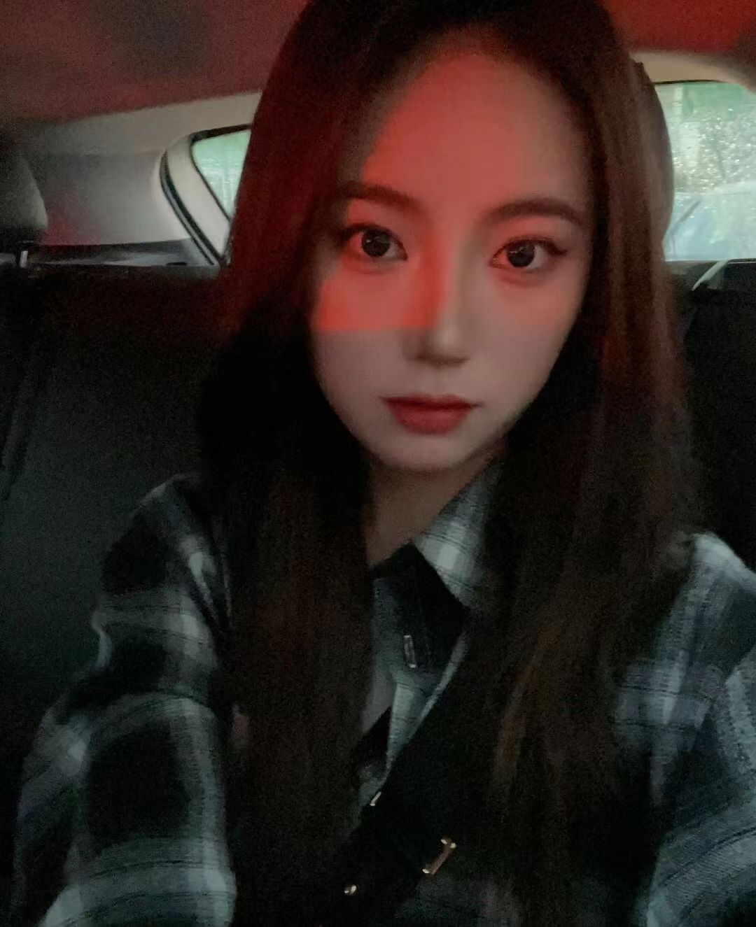 妹妹呻吟如潮，洞洞sao水不少