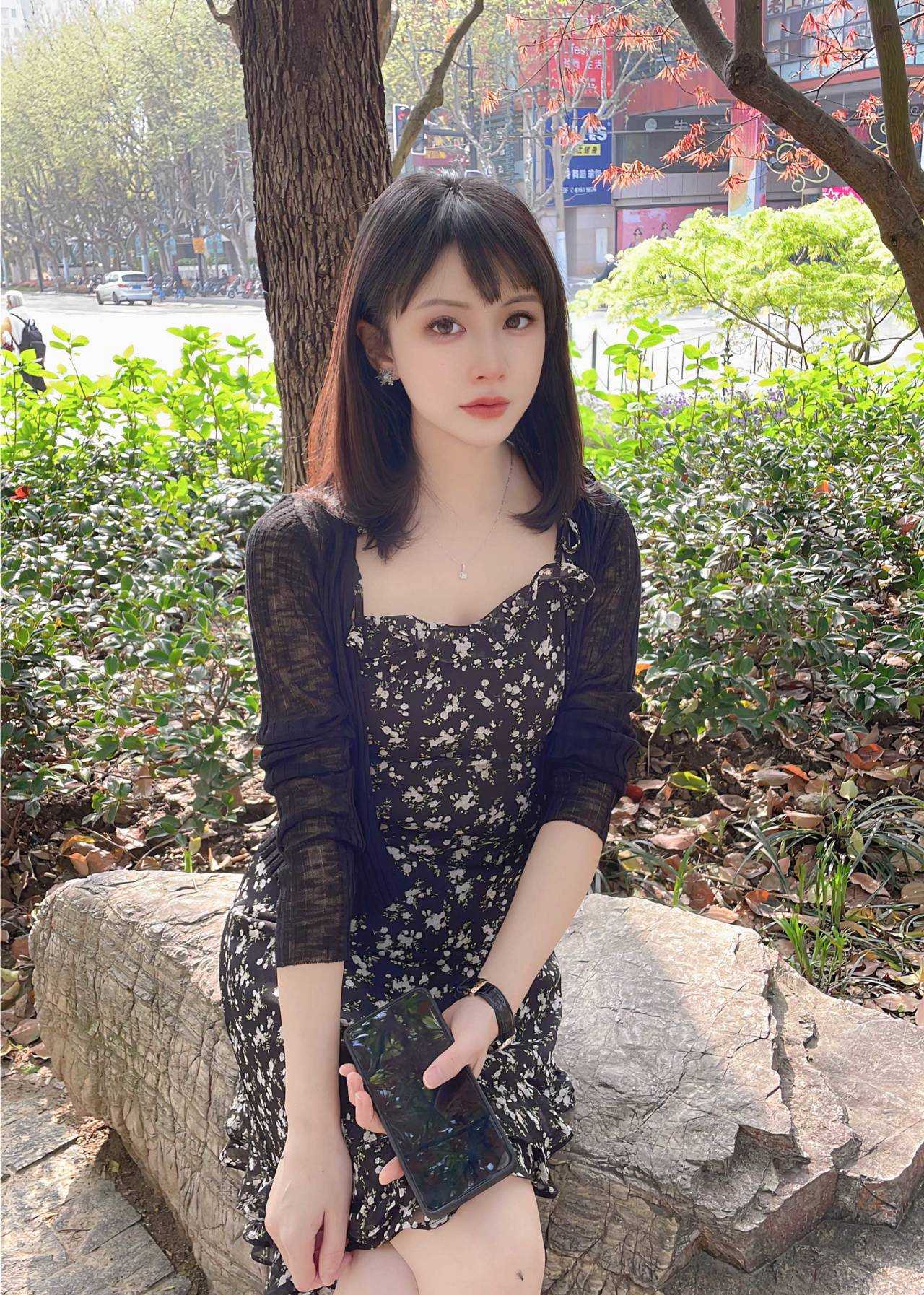 顾问漂亮小姐姐