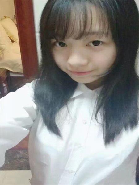 高性价比年轻妹子