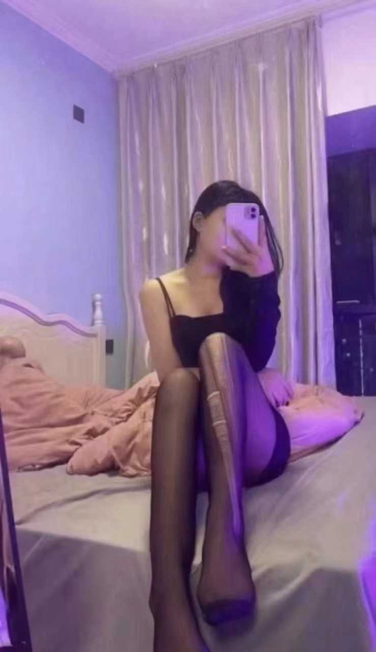 性格好身材好的美丽小姐姐